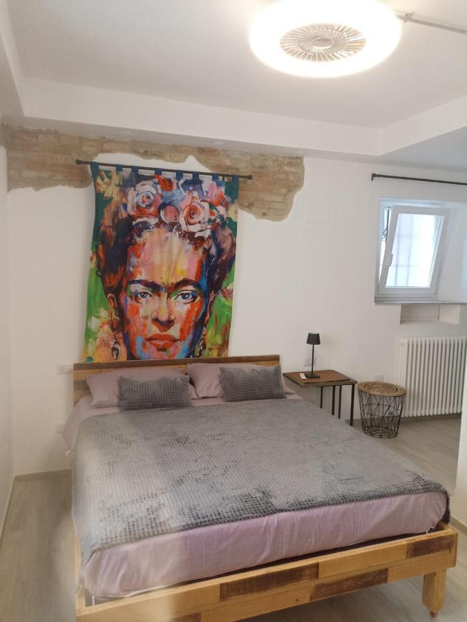 Casa Del Fiordaliso Hotel San Benedetto del Tronto Buitenkant foto