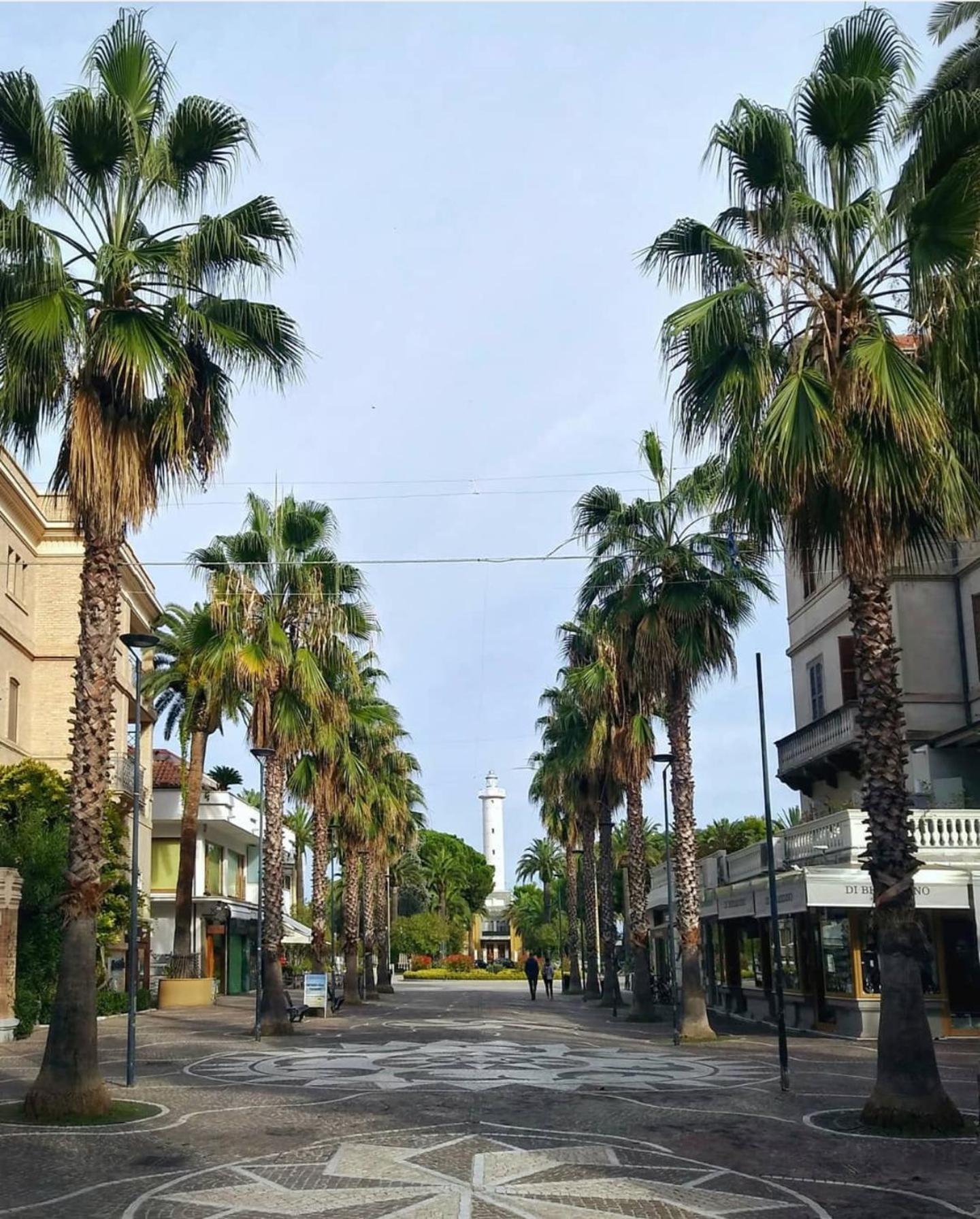Casa Del Fiordaliso Hotel San Benedetto del Tronto Buitenkant foto